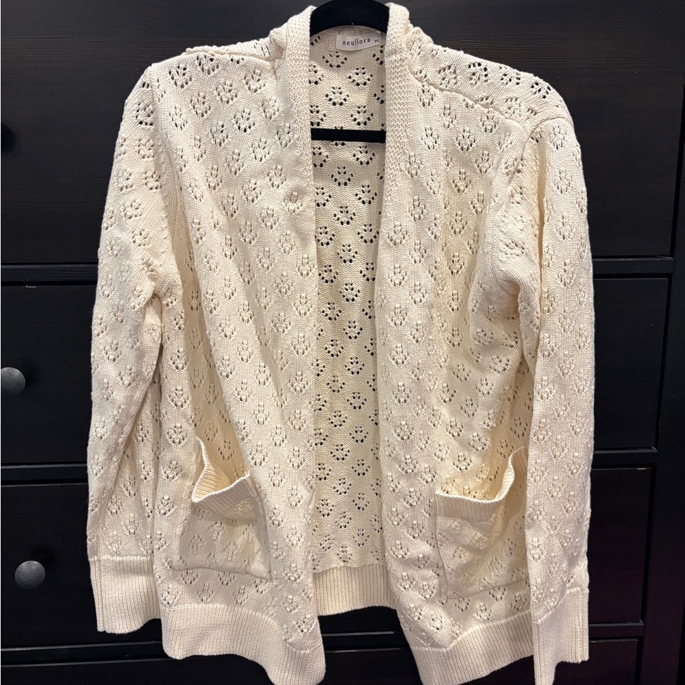 Neuflora Cassis Cardigan